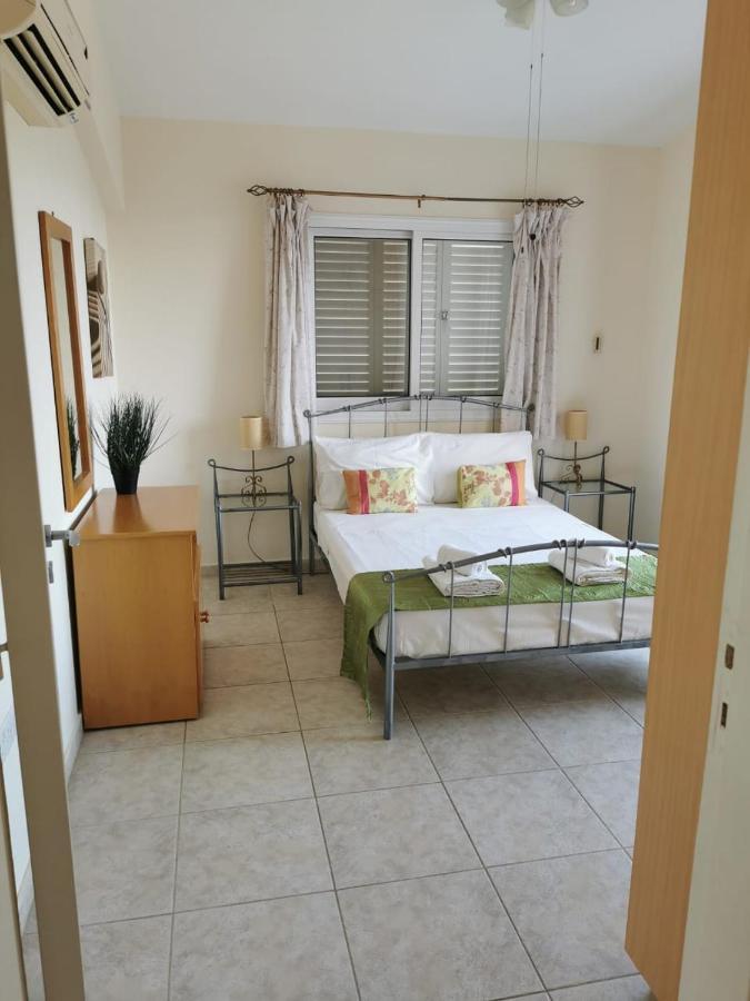 Villa Vista Пафос Екстер'єр фото