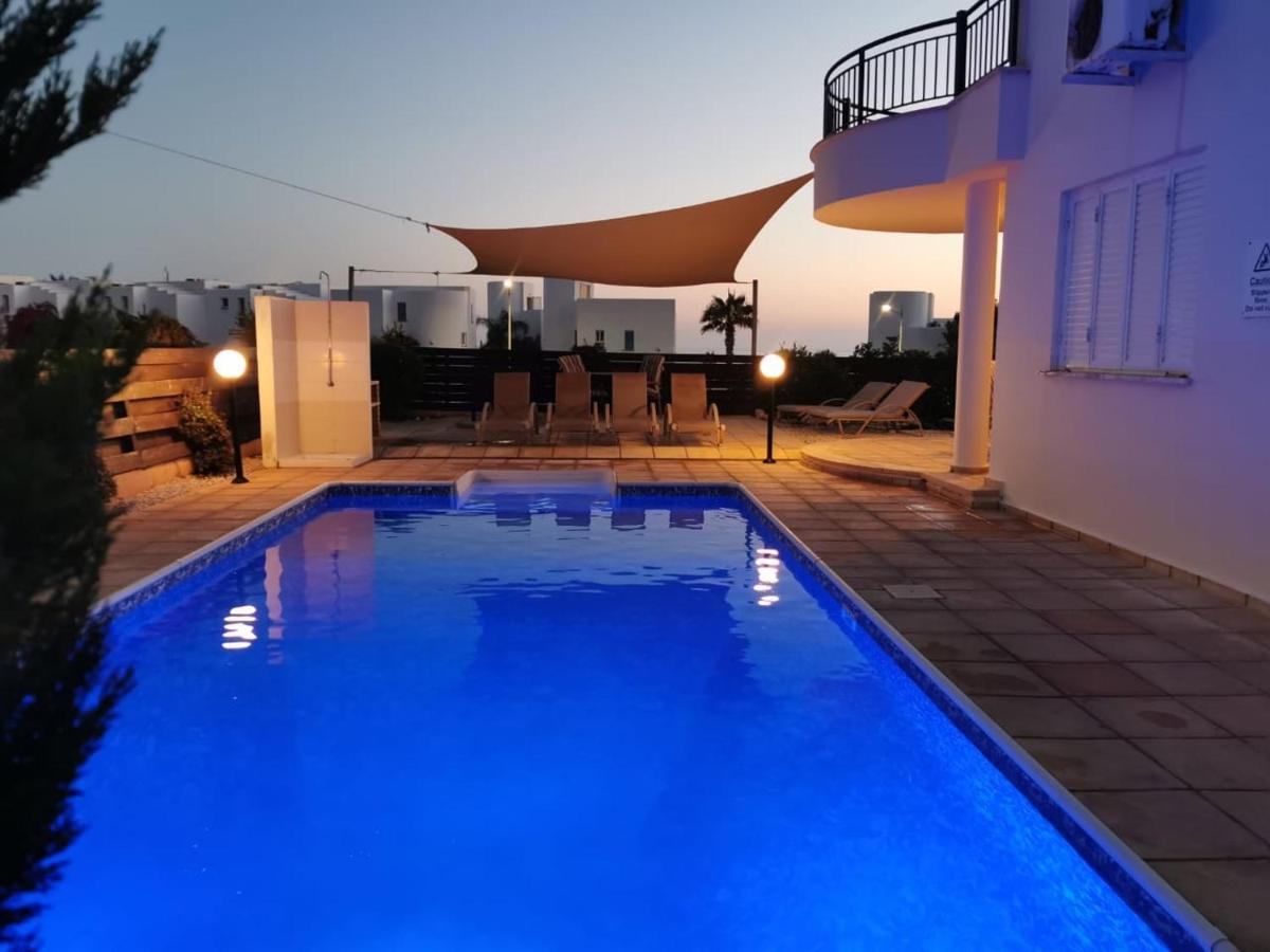 Villa Vista Пафос Екстер'єр фото